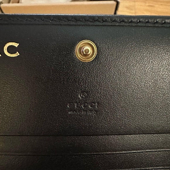 ❌SOLD❌Gucci Marmont Wallet. Excellent condition. - Picture 9 of 14